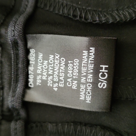 NWOT Hilary Radley pull on Bermuda Shorts - Picture 9 of 11